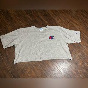 Champion self cropped T-shirt gray. 2XL